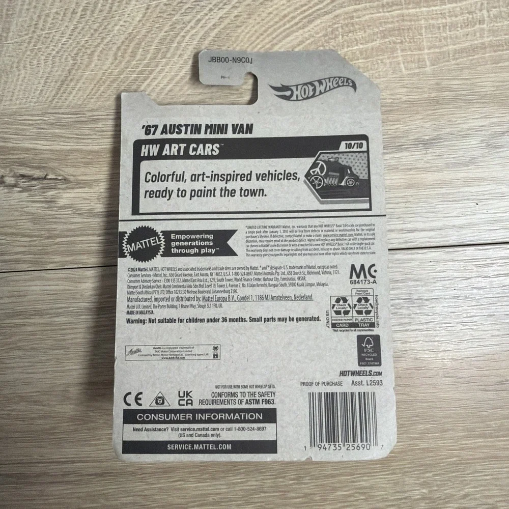 Hot Wheels '67 Austin Mini Van Art‎ Cars Retro Streetwear Collector Diecast Toy